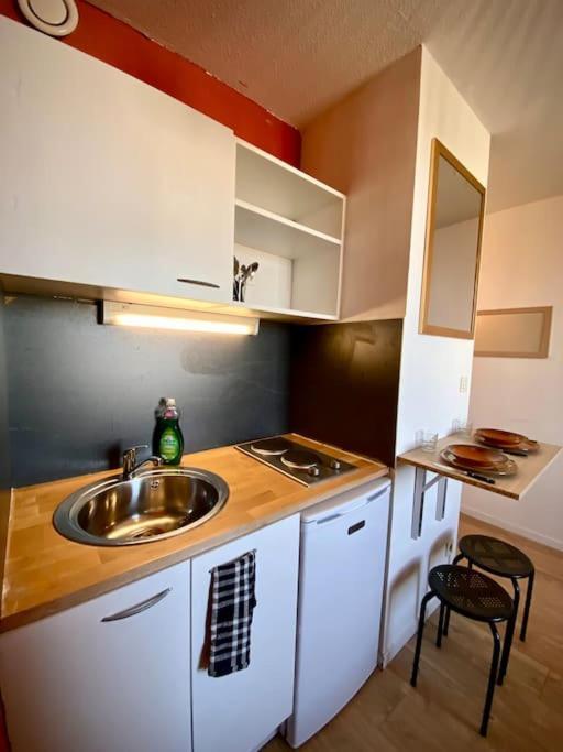 Splendide Studio Moderne - Proche Centre - Laverie Nîmes Dış mekan fotoğraf
